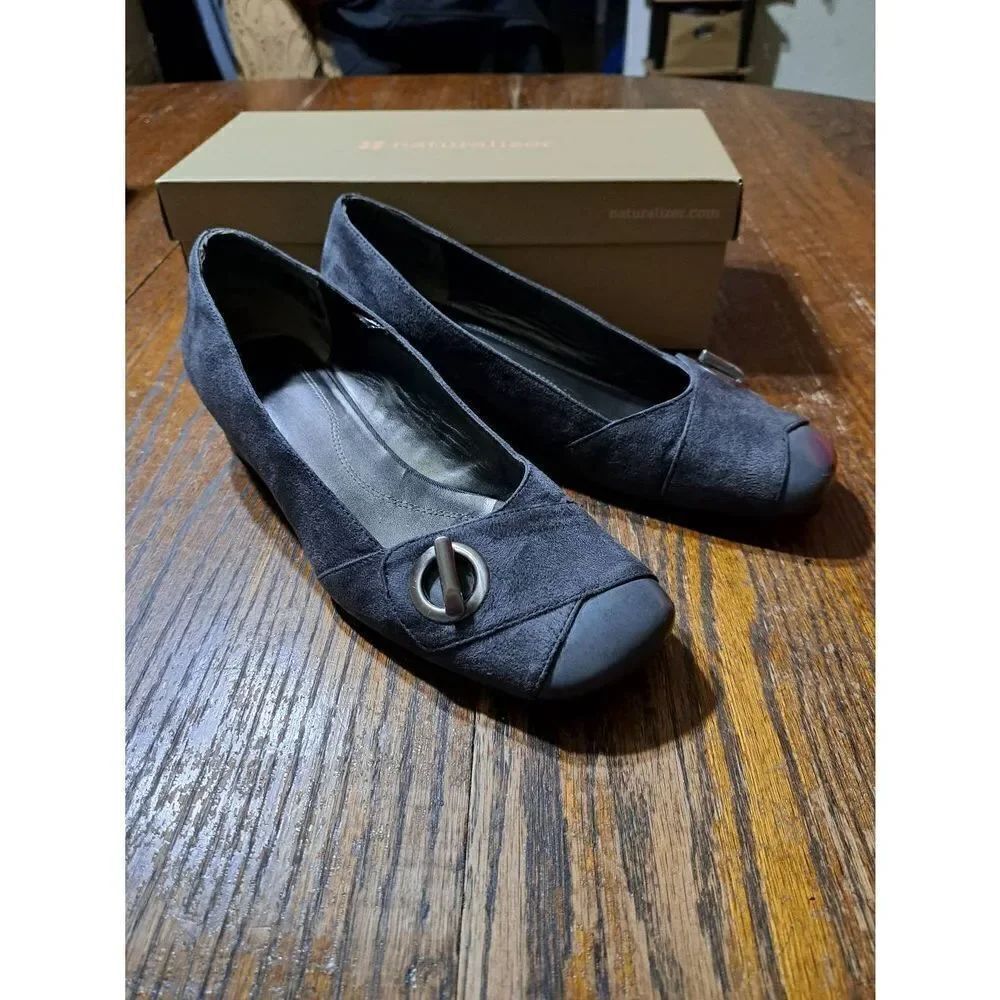 Size 8.5M Naturalizer Prospect Graphite Grey Slip On Low Wedge Heel Shoes
